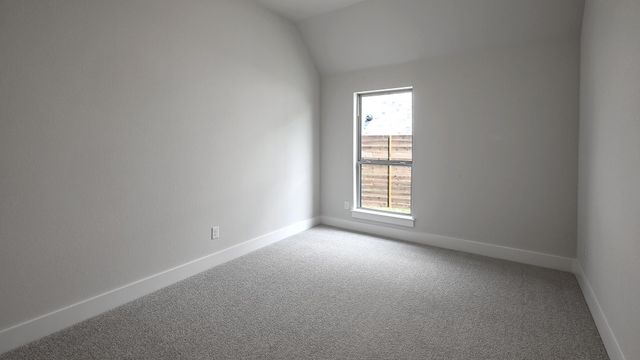 246 Melody RD, Lockhart, TX 78644