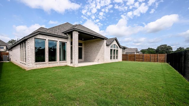 246 Melody RD, Lockhart, TX 78644
