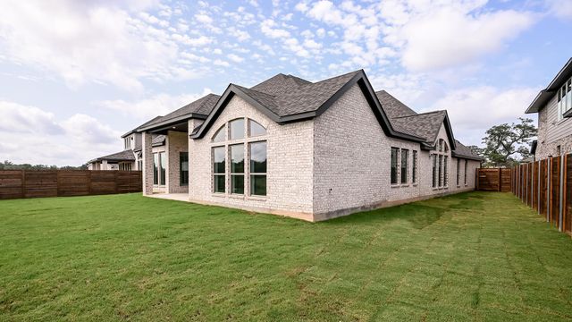 246 Melody RD, Lockhart, TX 78644