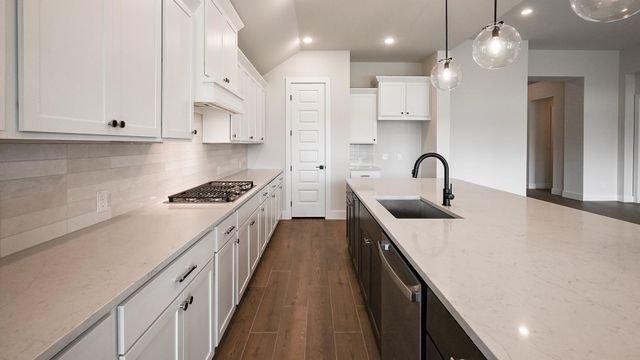 246 Melody RD, Lockhart, TX 78644