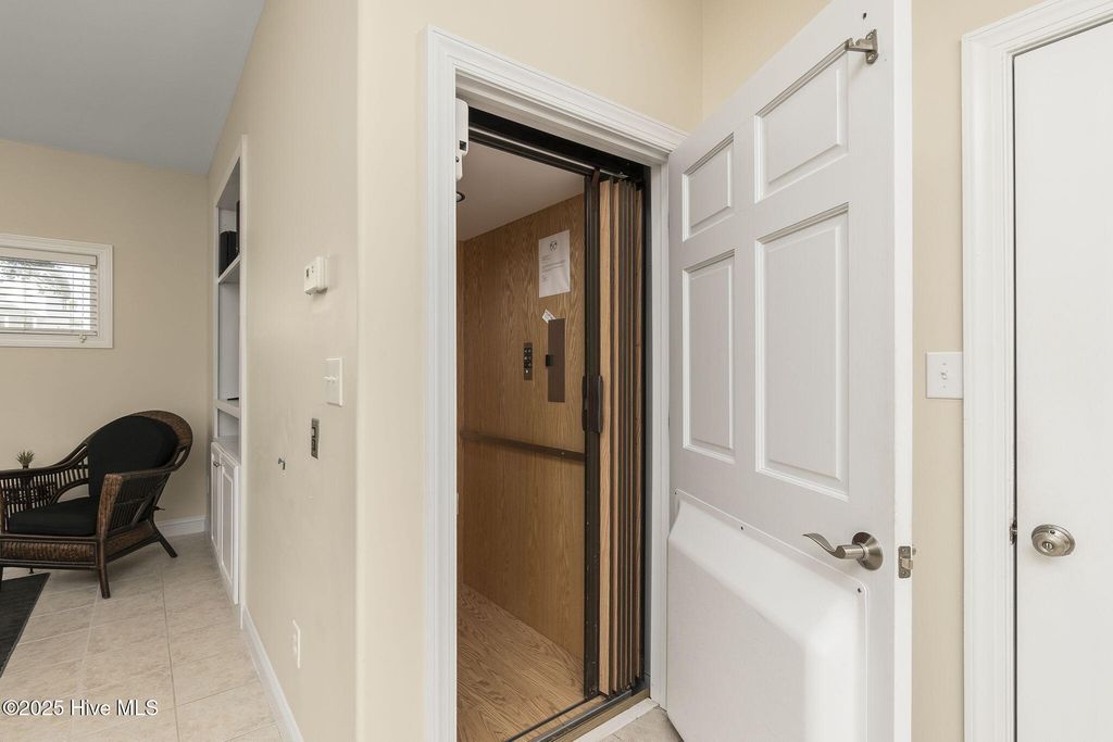 Image 53 of property listing at 200 Shipwreck Lane, Emerald Isle, NC 28594