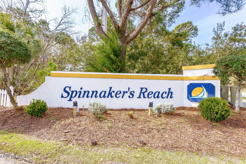 Image 82 of property listing at 200 Shipwreck Lane, Emerald Isle, NC 28594