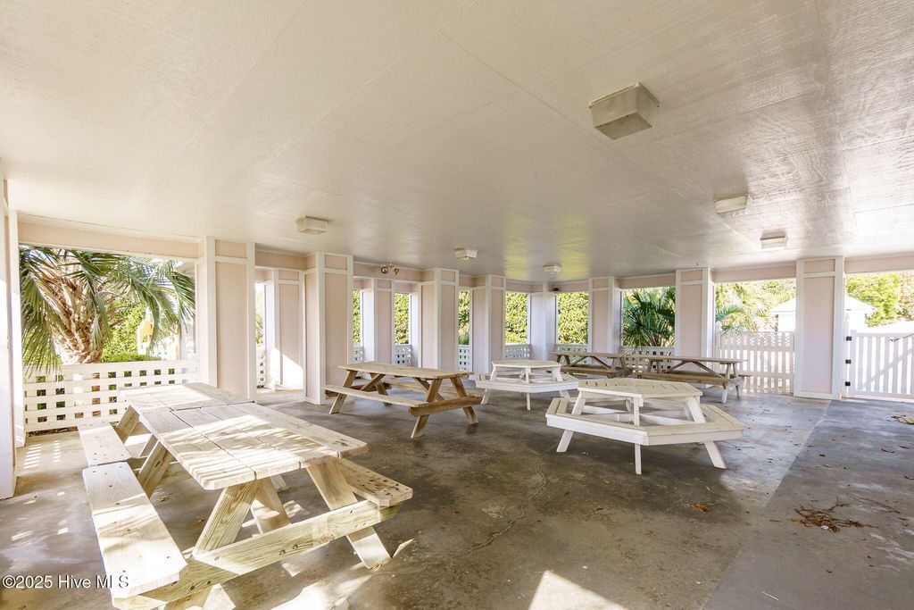 Image 87 of property listing at 200 Shipwreck Lane, Emerald Isle, NC 28594