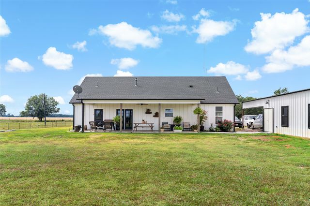 135 County Road 44550, Paris, TX 75462