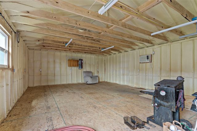 135 County Road 44550, Paris, TX 75462