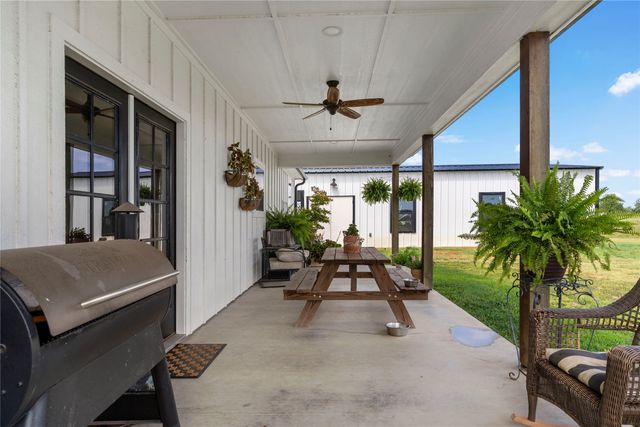 135 County Road 44550, Paris, TX 75462