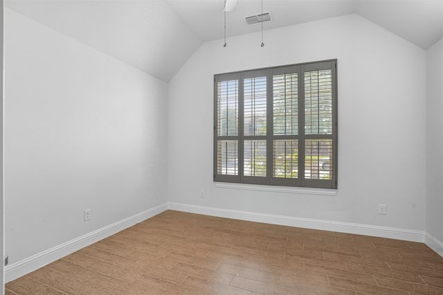 533 Longshore Drive, Little Elm, TX 75068