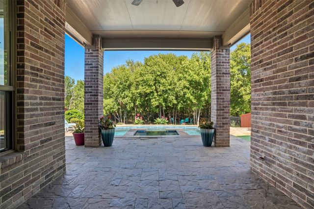 533 Longshore Drive, Little Elm, TX 75068