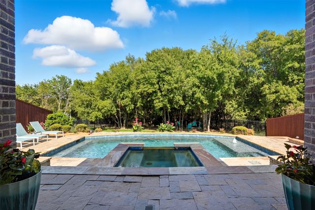 533 Longshore Drive, Little Elm, TX 75068