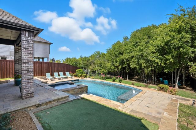 533 Longshore Drive, Little Elm, TX 75068