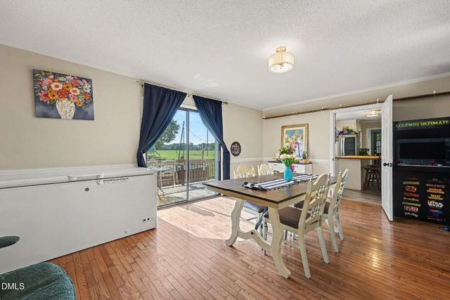 7128 N Carolina 242, Dunn, NC 28334