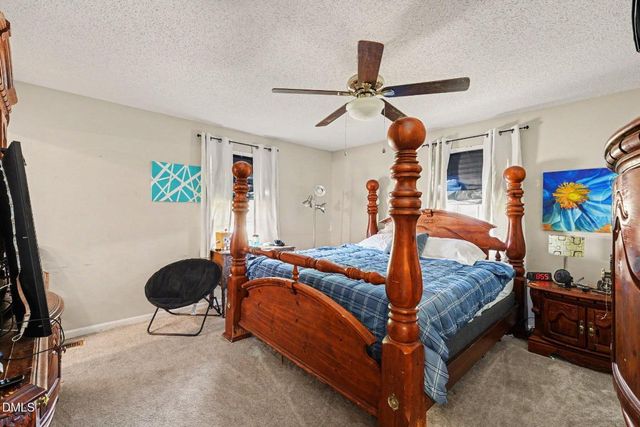 7128 N Carolina 242, Dunn, NC 28334