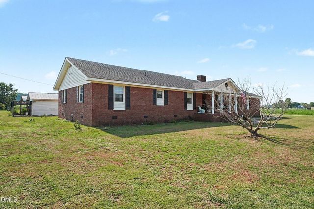 7128 N Carolina 242, Dunn, NC 28334