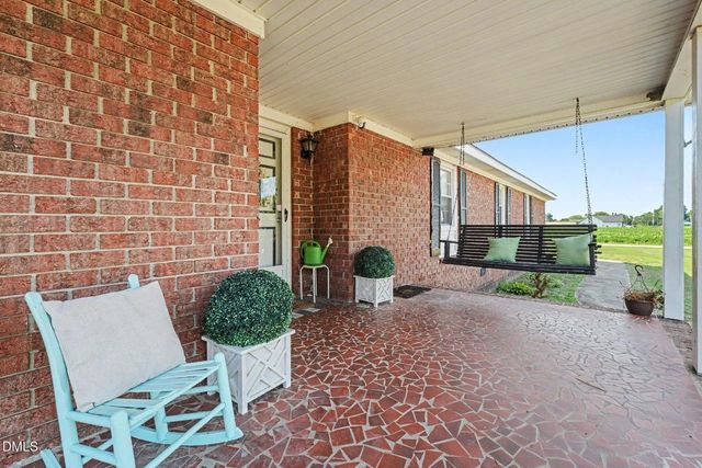7128 N Carolina 242, Dunn, NC 28334