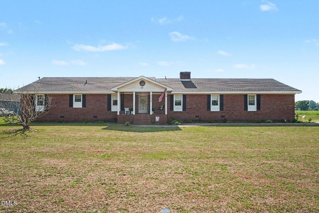7128 N Carolina 242, Dunn, NC 28334
