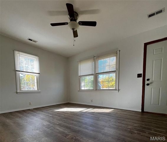 610 N Spring Street, Bloomfield, MO 63825