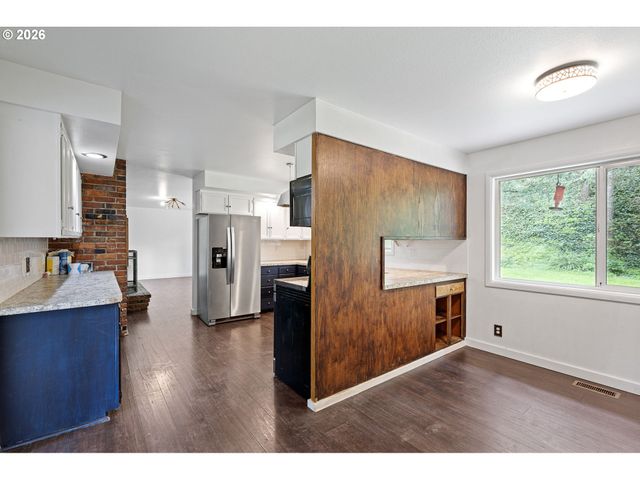 28974 GIMPL HILL Rd, Eugene, OR 97402