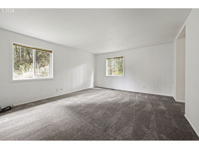 28974 GIMPL HILL Rd, Eugene, OR 97402