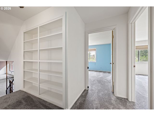 28974 GIMPL HILL Rd, Eugene, OR 97402