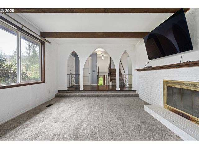 28974 GIMPL HILL Rd, Eugene, OR 97402