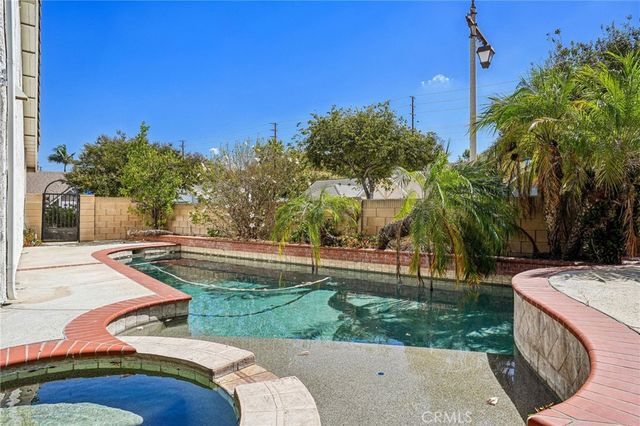 1211 N Willamette Drive, Anaheim, CA 92807