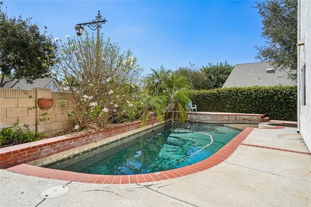 1211 N Willamette Drive, Anaheim, CA 92807