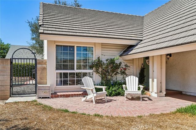 1211 N Willamette Drive, Anaheim, CA 92807