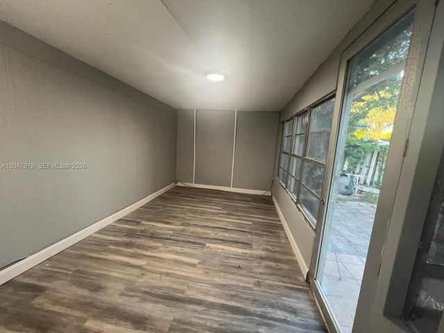 451 NE 136th St I-101, North Miami, FL 33161