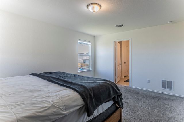 728 Bailey Park DR, Jarrell, TX 76537