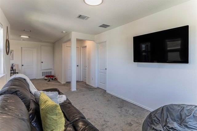 728 Bailey Park DR, Jarrell, TX 76537