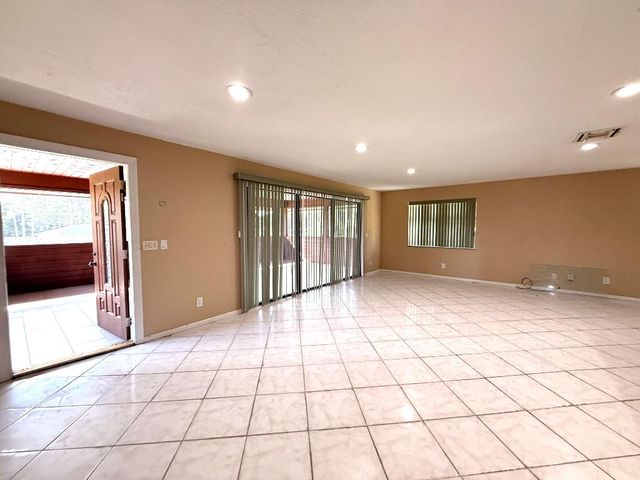 16031 78th Road N, Loxahatchee, FL 33470