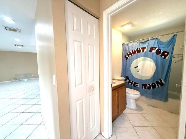 16031 78th Road N, Loxahatchee, FL 33470