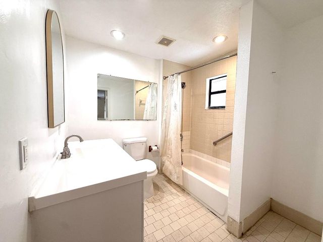 16031 78th Road N, Loxahatchee, FL 33470