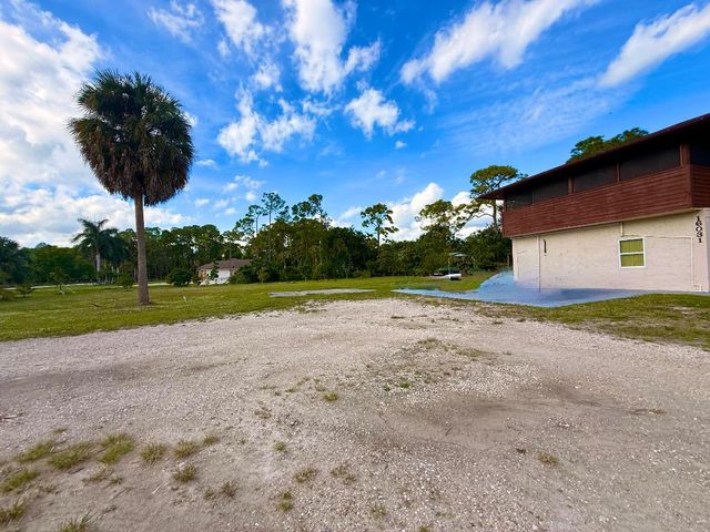 16031 78th Road N, Loxahatchee, FL 33470