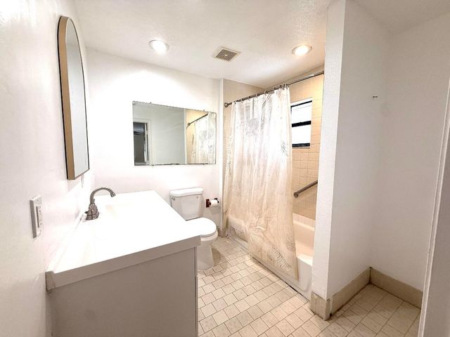 16031 78th Road N, Loxahatchee, FL 33470