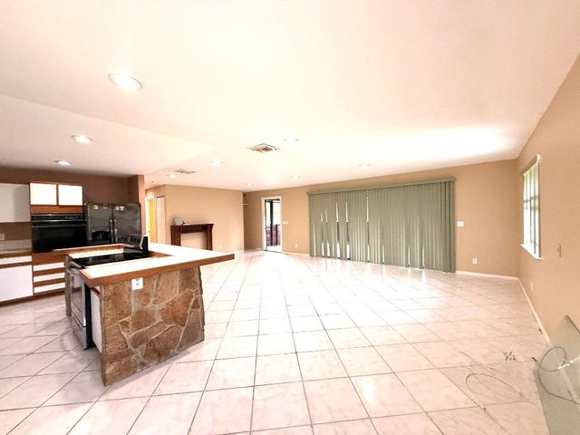 16031 78th Road N, Loxahatchee, FL 33470