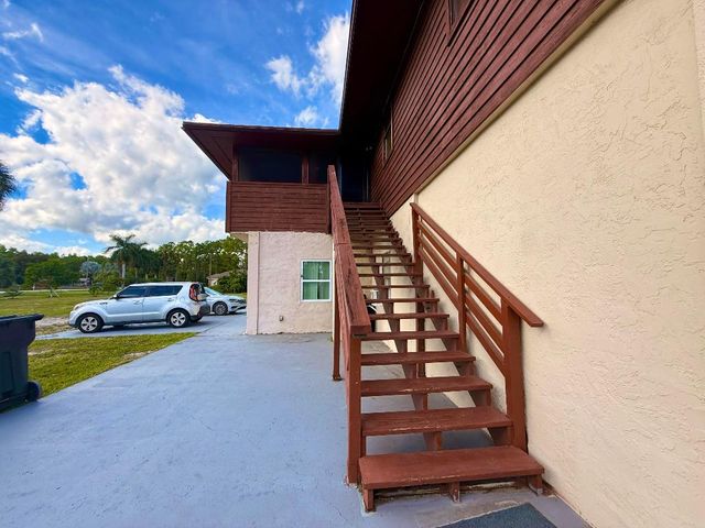 16031 78th Road N, Loxahatchee, FL 33470