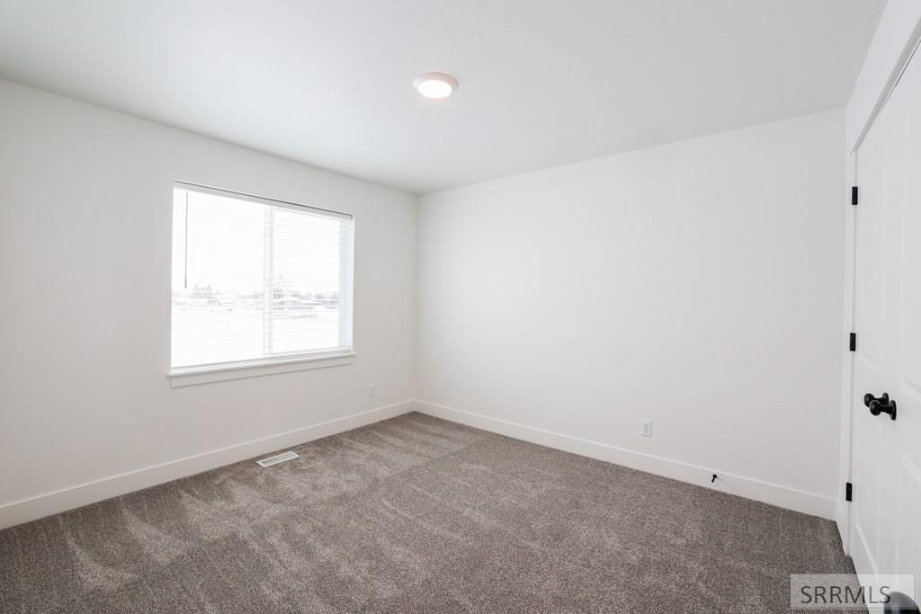 Image 10 of property listing at 1122 Ashlyn Wy # 1, Rigby, ID 83442