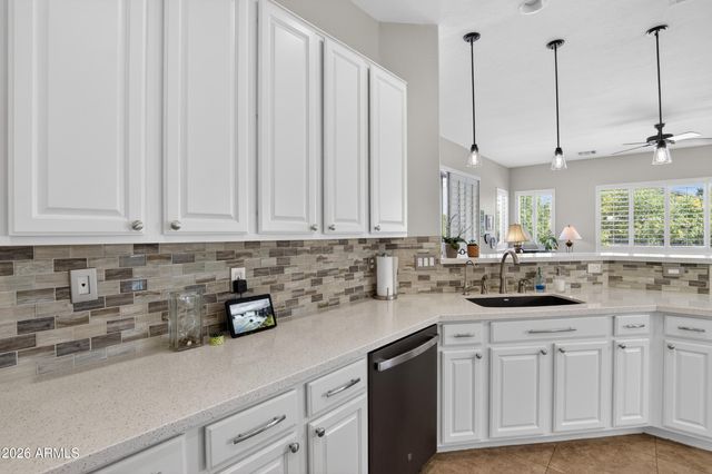 138 E MARY Lane, Gilbert, AZ 85295