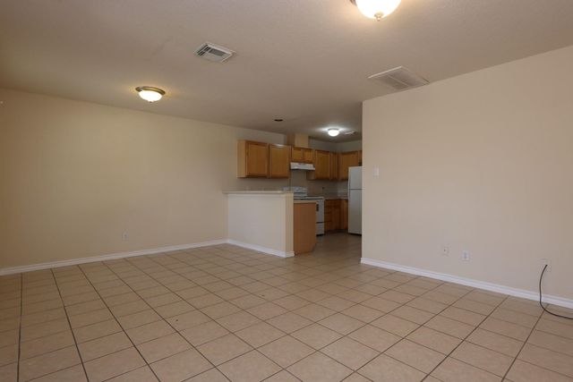 402 Trichelle Street A, Pasadena, TX 77506