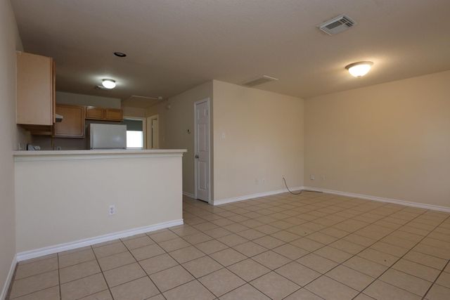 402 Trichelle Street A, Pasadena, TX 77506