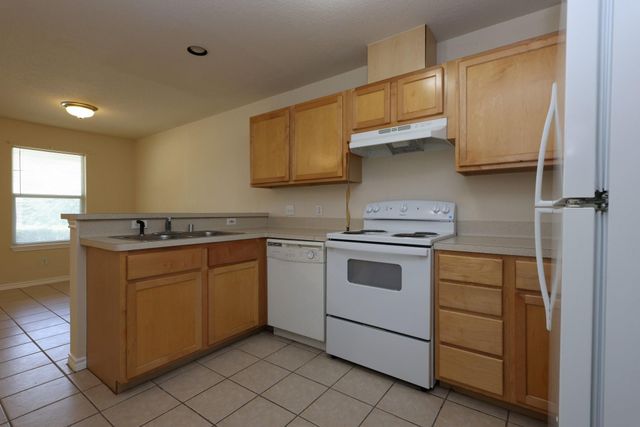 402 Trichelle Street A, Pasadena, TX 77506