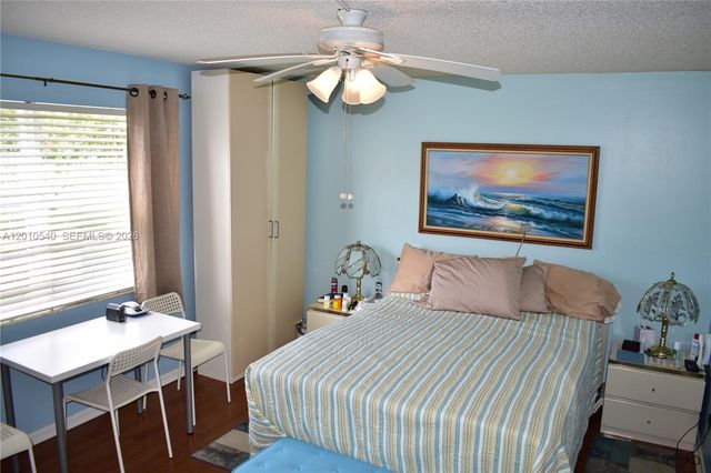 9321 Sunrise Lakes Blvd 201, Sunrise, FL 33322