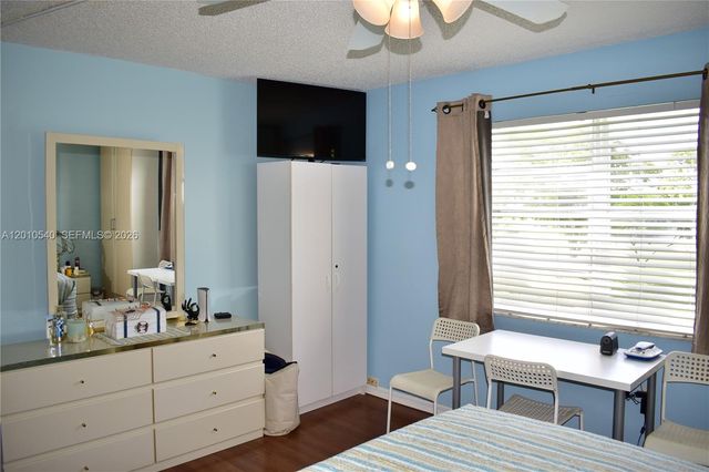 9321 Sunrise Lakes Blvd 201, Sunrise, FL 33322