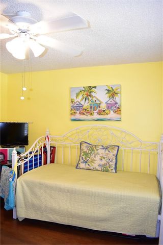 9321 Sunrise Lakes Blvd 201, Sunrise, FL 33322