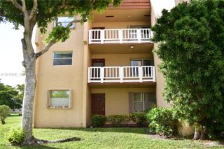 9321 Sunrise Lakes Blvd 201, Sunrise, FL 33322