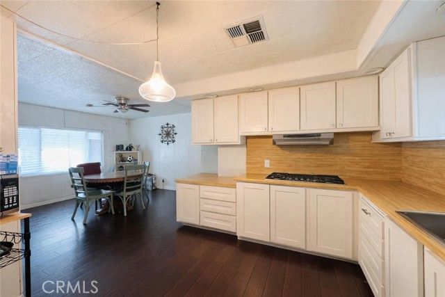 16600 Downey Avenue 145, Paramount, CA 90723