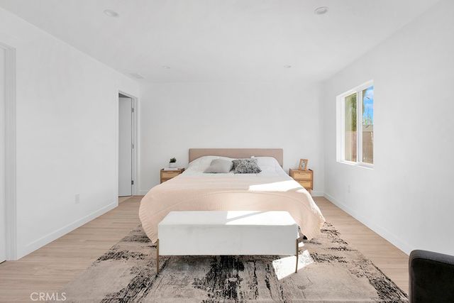 14868 Envoy, Sylmar, CA 91342