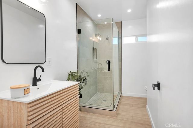 14868 Envoy, Sylmar, CA 91342