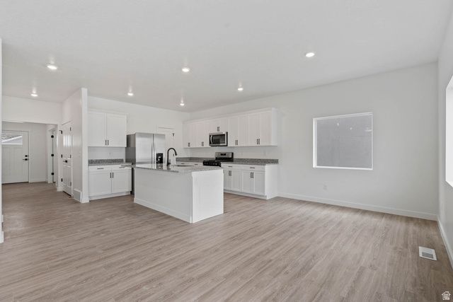 7075 THREE WARRIORS WAY, Eagle Mountain, UT 84005